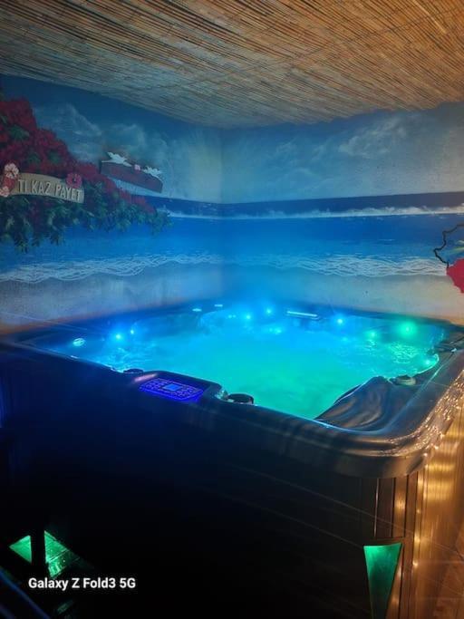 Studio Avec Terrasse Et Jacuzzi Валбон Екстериор снимка